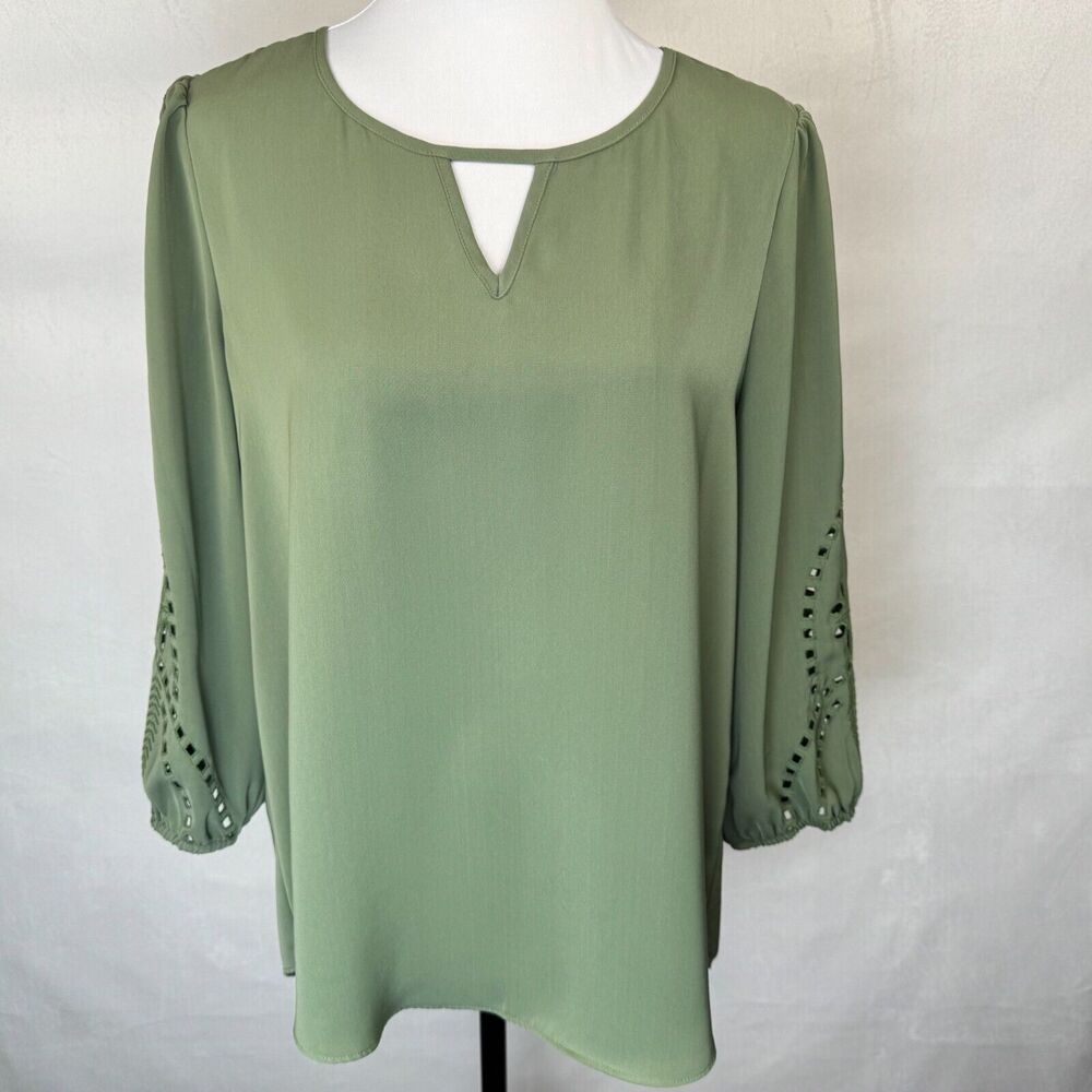 Market & Spruce Tunic Sz L Green Round Neckline Long Cut Out Sleeve Split Back